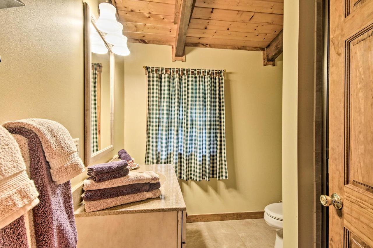Creekside Berkeley Springs Cabin On 35 Acres! Buitenkant foto