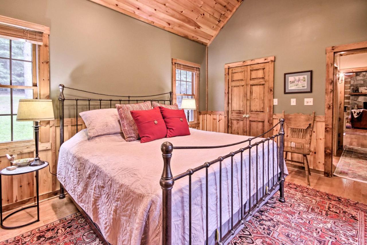 Creekside Berkeley Springs Cabin On 35 Acres! Buitenkant foto